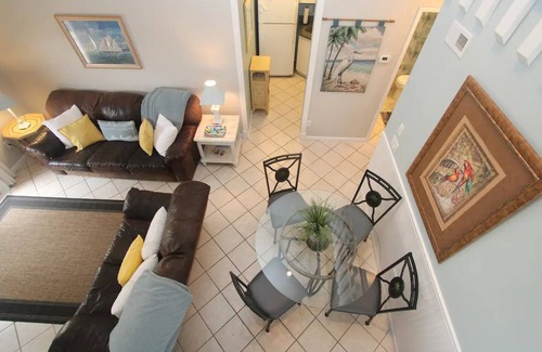 Summer Breeze House | Lovely 2 bedroom in gated horizon southnn