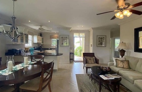Vuemont Apartment | Lovely 2 Bedroom with plunge pool in Vuemont
