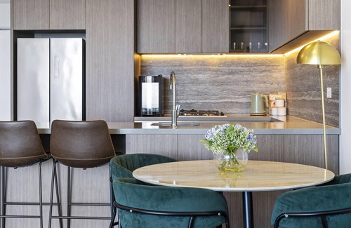 Broadbeach Apartment | Lovely 2 Bedroom 1 Bathroom Unit in Broadbeach. STAR 14802 - 5N - NB