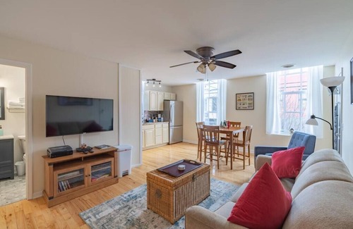 Wabash Apartment | Lovely 2-bedroom apartment in downtown Wabash