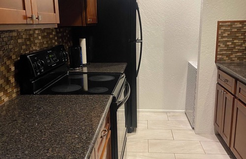 Alhambra Condo | Lovely 2-bedroom condo in Phoenix with WiFi and AC