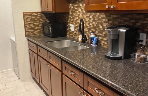 Alhambra Condo | Lovely 2-bedroom condo in Phoenix with WiFi and AC