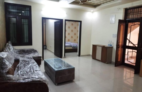 Tonk Road Apartment | Lovely 2 Bedroom +Hall + Kitchen+ 2 Bathroom Flat