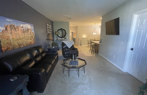 Superstition Springs Condo | Lovely 2-bedroom Mesa condo w/ pool in gated community