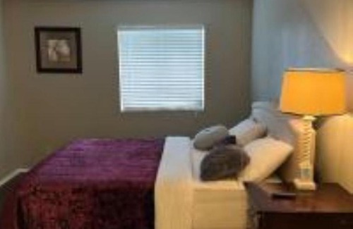 George Bush Park/Eldridge Apartment | Lovely 2 bedroom with 2 baths &modern amenities