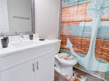 Sarasota Apartment | Lovely 2 beds 1 bath with pool close to downtown