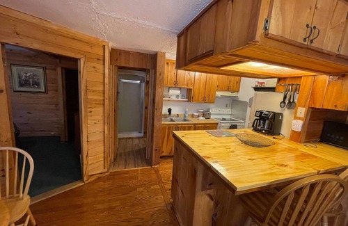 Limestone Apartment | Lovely 2 Br, Outdoorsman Haven Atv/Sled Access