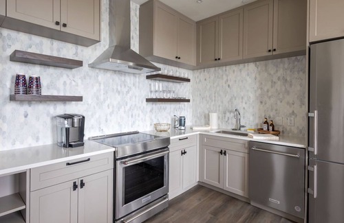 Downtown Condo | Lovely 2BD/2 Loft with views