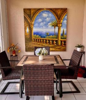 Pompano Beach Apartment | lovely 2BED 2BA vacation rental near the Beach