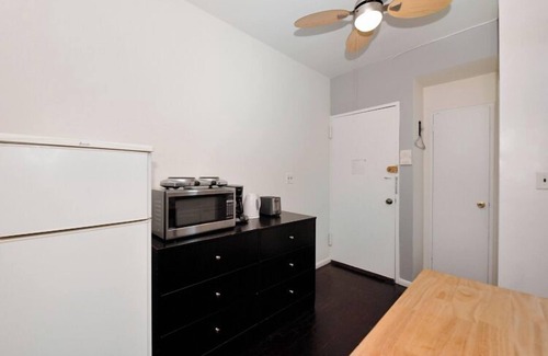 Garment District Apartment | Lovely 2BR/1BR Apt at the Heart of NYC!