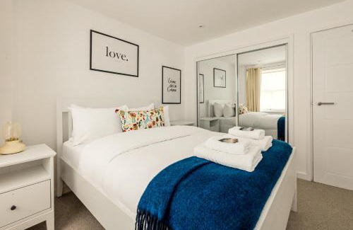 Riverside Apartment | Lovely 2BR by London Bridge , Shad Thames