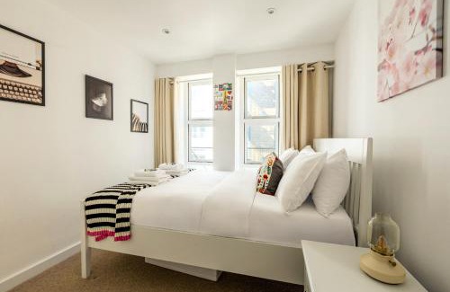 Riverside Apartment | Lovely 2BR by London Bridge , Shad Thames