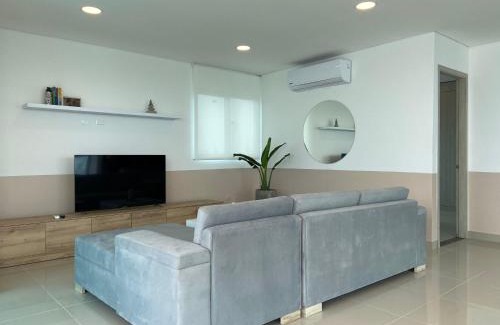 Manga Apartment | Lovely 2BR in Sunny Cartagena