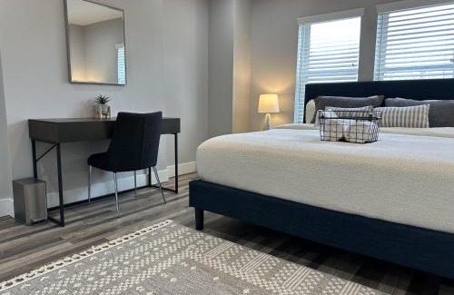 Columbus Apartment | Lovely 2BR Near Downtown Area