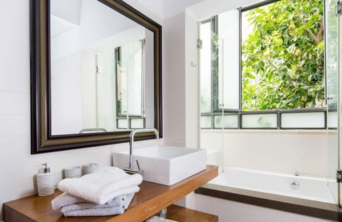 Ramat Hasharon Apartment | LOVELY 2BR WITH TERRACE