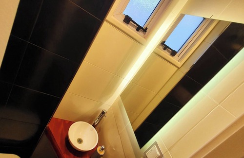 Balvanera House | Lovely 3 bed, 1.5 bath, homely, cosy, bright, airy. Ideal location for tourists.