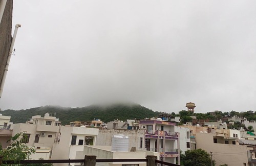 Bedla Apartment | Lovely 3-bedroom a hall and a modular kitchen apartment with AC in Udaipur