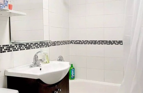 Plateau Mont Royal Apartment | Lovely 3 bedroom, live in real Montreal / Plateau