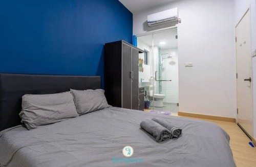 Kuarters Kampung Pandan Apartment | Lovely 4-bedroom condo with pool for 6 pax - Cheras