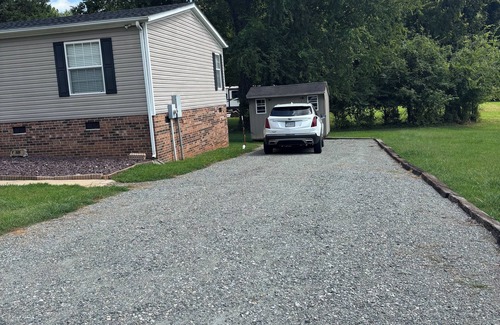 Clarksville House | Lovely 4-bedroom house in Clarksville walking distance to downtown activities