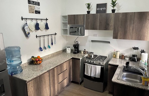 Fraijanes House | Lovely 4-bedroom house with WiFi in Guatemala