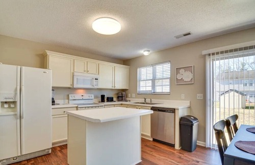 Southeast Raleigh House | Lovely 4-br home-away-from-home with AC, WiFi, office TVs internet near Downtown
