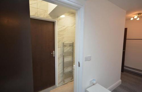 Leabridge Apartment | Lovely 4bedroom Apartment London