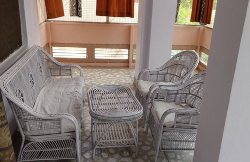 Varanasi House | Lovely 7-bedroom house with AC in Varanasi