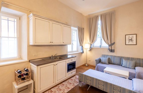 Strassoldo Apartment | Lovely apartment for 4 guests with WIFI, A/C, TV, patio and parking
