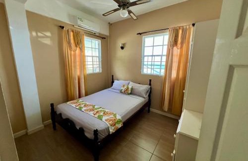 Canefield Apartment | Lovely and cozy 2 bedroom apt with oceanic view
