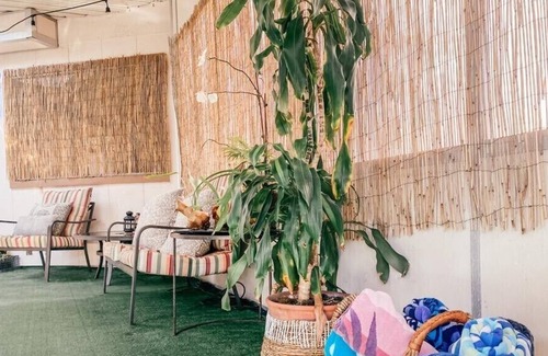 Foster City House | Lovely and cozy- Pet & 420 Friendly with heated indoor pool