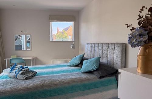 Streatham Hill House | Lovely and modern room in London City