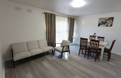 Chifley House | Lovely and quiet house