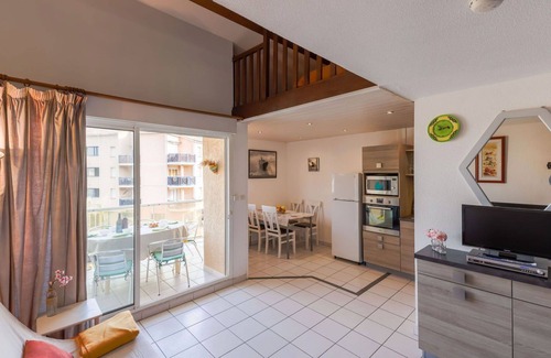 Sainte-Marie-Plage Apartment | Lovely apartment for 4 guests with TV, balcony and parking