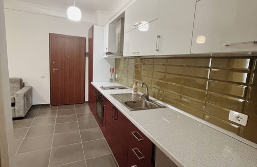 Ishem Apartment | Lovely Apartment Gjiri Lalzit 1