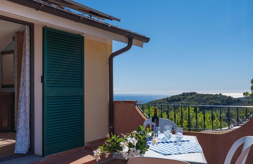 Valloria Apartment | Lovely apartment for 30 people with WIFI, hot tub, pool, A/C, TV and patio