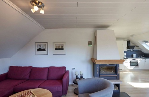 Feriendorf Frankenau House | Lovely apartment in villa for 4 people with WIFI, TV, terrace and pets allowed