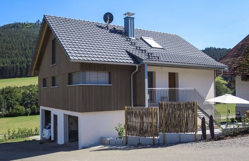 Hofstetten Apartment | Lovely apartment for 4 guests with WIFI, TV and terrace