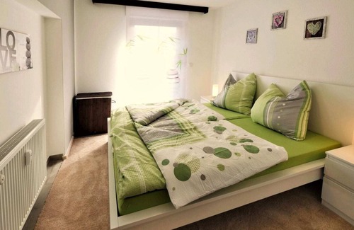 Elpe Apartment | Lovely Apartment in Elpe near Forest