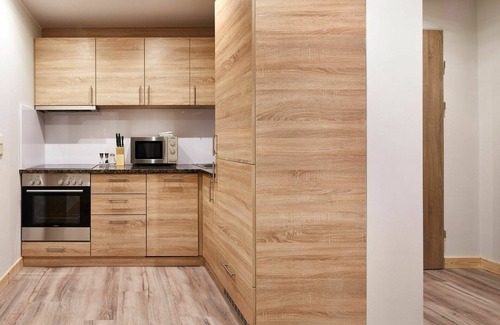 Katschberg Apartment | Lovely apartment for 6 people with WIFI, pool, TV, balcony, pets allowed, panoramic view and par.