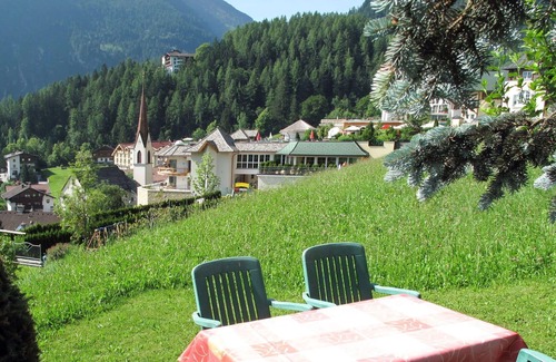 Finkenberg Apartment | Lovely apartment for 5 guests with WIFI, TV, terrace and parking