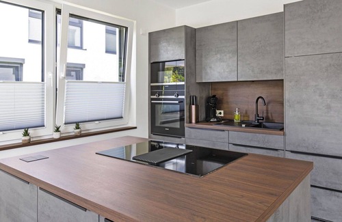 Butjadingen Apartment | Lovely apartment for 11 guests with WIFI, TV and terrace