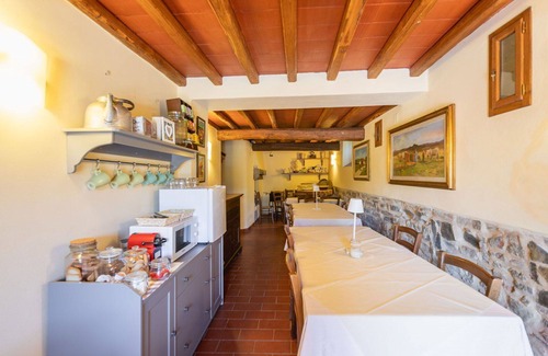 Montebonello Apartment | Lovely apartment for 4 guests with A/C, pool, WIFI, TV, pets allowed, panoramic view and parking