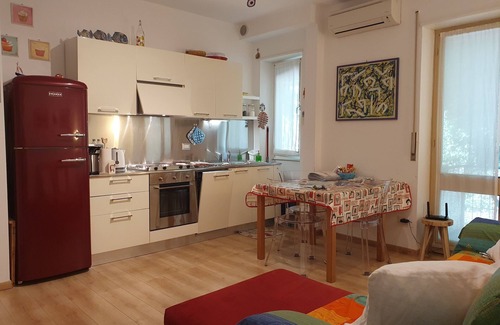 Corno Apartment | Lovely apartment few minutes walk from Garda and the Lake, swimming pool nearby.