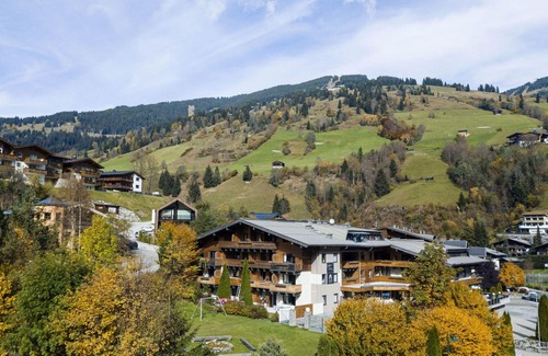 Vorderglemm Apartment | Lovely apartment for 7 guests with WIFI, TV, balcony, panoramic view and parking