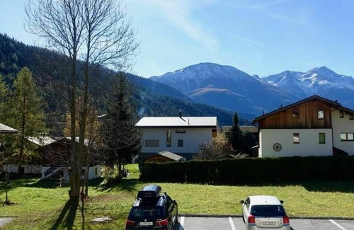 Reckingen Apartment | Lovely apartment for 3 guests with WIFI, balcony and parking