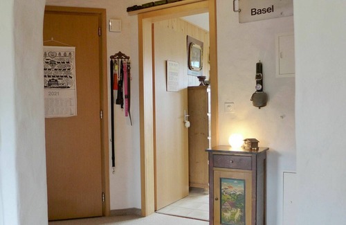 Zweisimmen Apartment | Lovely apartment for 5 guests with WIFI, TV, balcony, pets allowed, panoramic view and parking