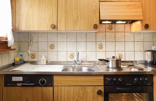 Zweisimmen Apartment | Lovely apartment for 4 guests with WIFI, TV, terrace and parking