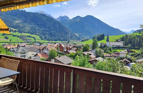 Zweisimmen Apartment | Lovely apartment for 6 guests with WIFI and balcony