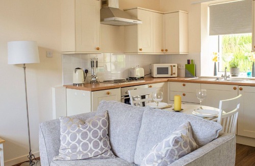 Staffin Apartment | Lovely apartment for 2 guests with WIFI and TV